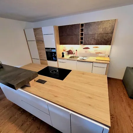 In Pitztal Near Glacier, Cleaning Included Apartment *